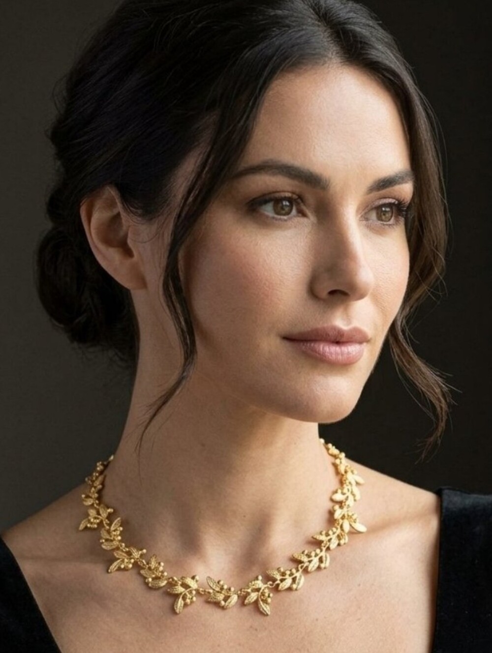 Textured Gold Tone Leaves and Berries Collar Statement Necklace